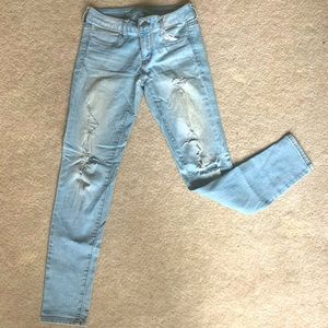 American Eagle Ripped Jegging